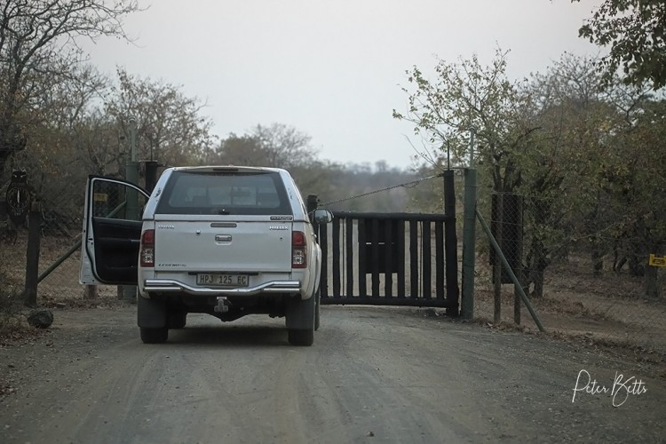 Tsendze Camp Gate.jpg